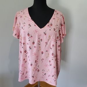 Pink floral v-neck blouse. Lane Bryant- 26
